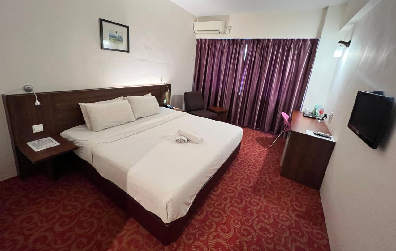 Hotel Yt Midtown Kuala Terengganu Kültér fotó